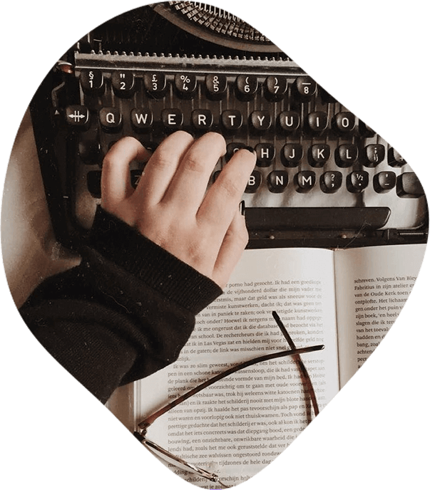 Expert Memoir Writers For Hire | Memoir Writing Experts